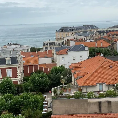 Daire Beautiful Sea View, Heart Of Downtown *